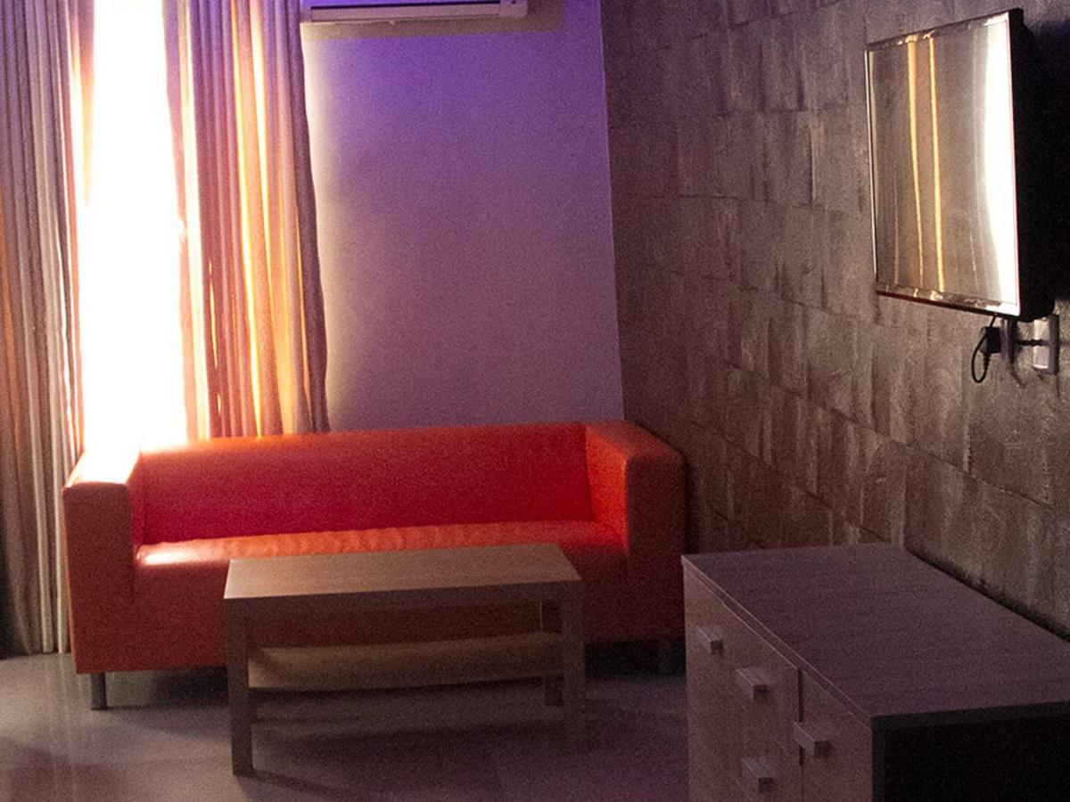 Villa Toscana Hotel And Suits Lagos Bagian luar foto