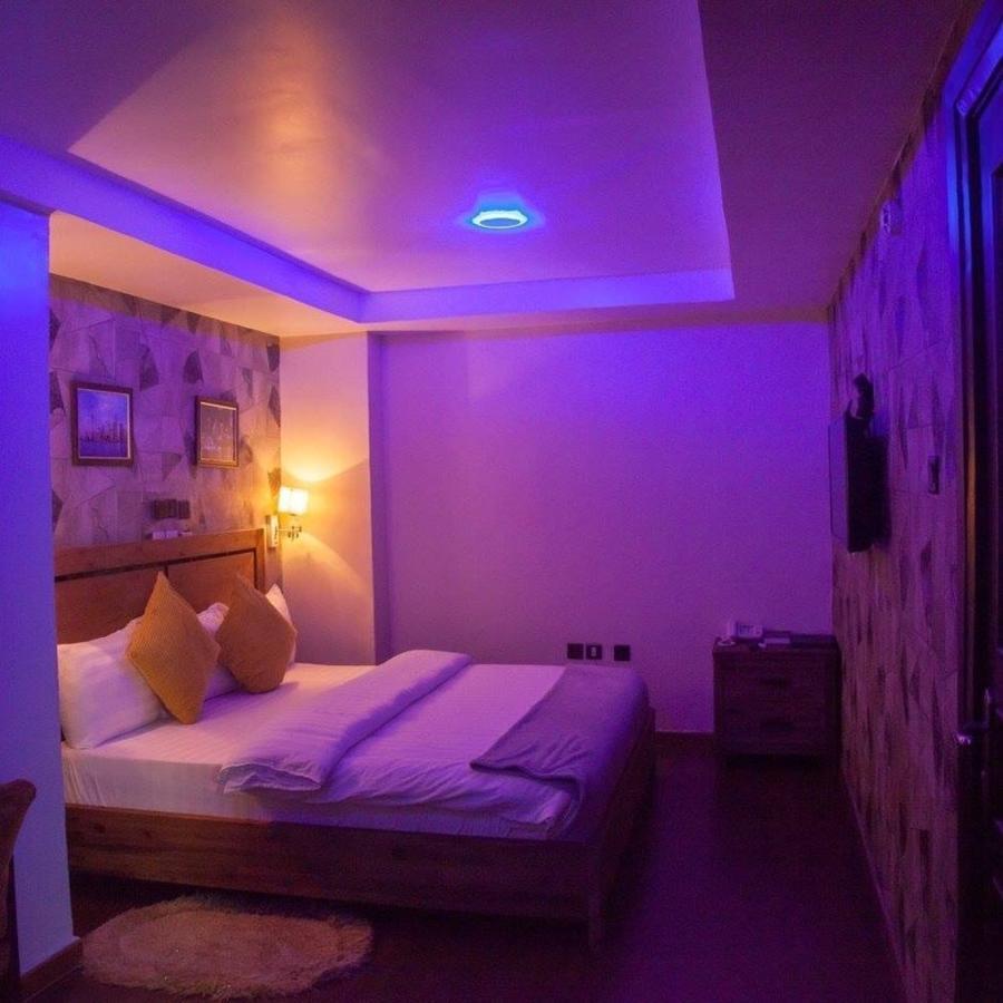 Villa Toscana Hotel And Suits Lagos Bagian luar foto